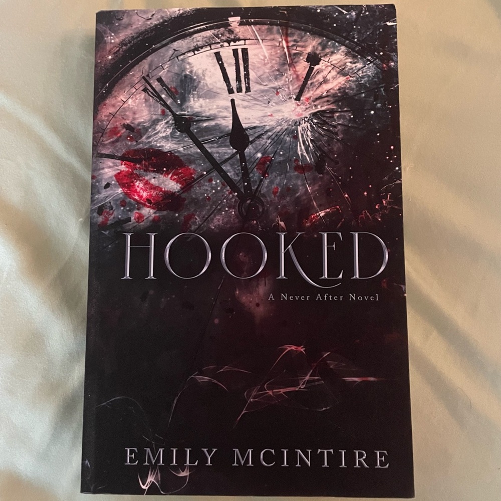 hooked by emily mcintire